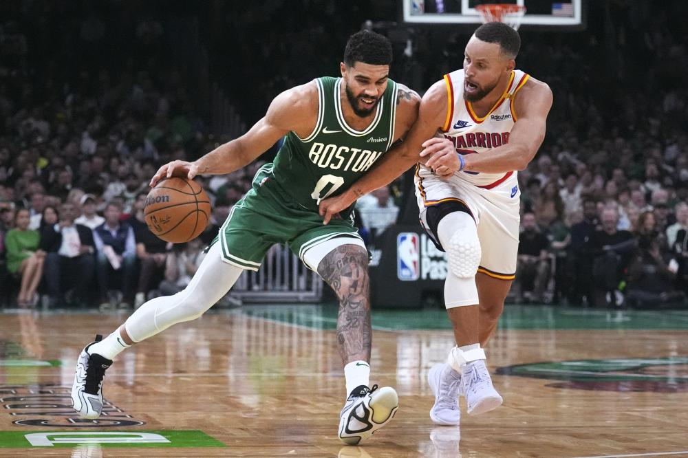 对拥强攻击 对拥强攻击